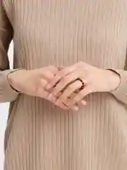 Алый кольца из бисера и бусин