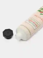 Белый крем для рук . Увлажняющий крем