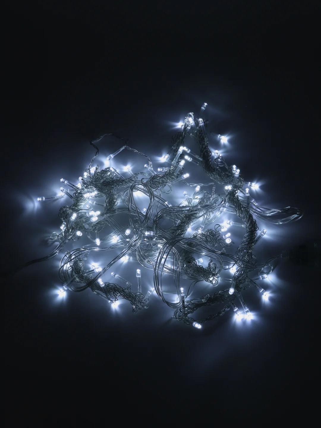Белый новогодняя светодиодная LED гирлянда штора 1,8*1,8 м, 4 цвета