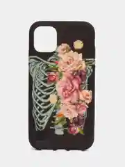 Разноцветный чехол на iPhone 11