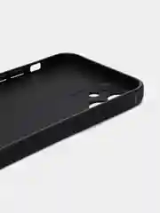 Черный чехол силиконовый для Айфон (iPhone) 13, 12, 11, XR, X, 7 Plus, 8 Plus, 7, 8, SE