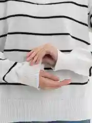 Белый свитер женский
