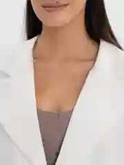 Белый женский пиджак
