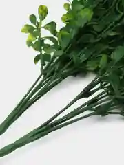 Желтый букет искусственной зелени