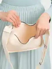 Молочный сумка багет на плечо, экокожа
