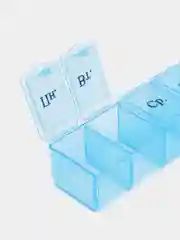 Синий таблетница на 7 отделений