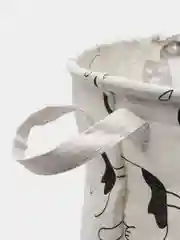 Розовый корзина для хранения