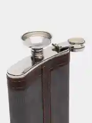 Молочный подарочный набор, мужской: фляга с рюмками