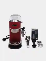 Кофеварка DeLonghi EC685.R, рожковая, красный