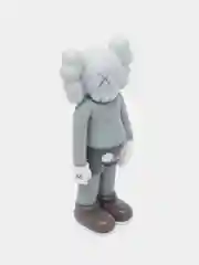 Серый коллекционная фигурка Kaws, 20 см