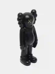 Черный коллекционная фигурка Kaws, 20 см