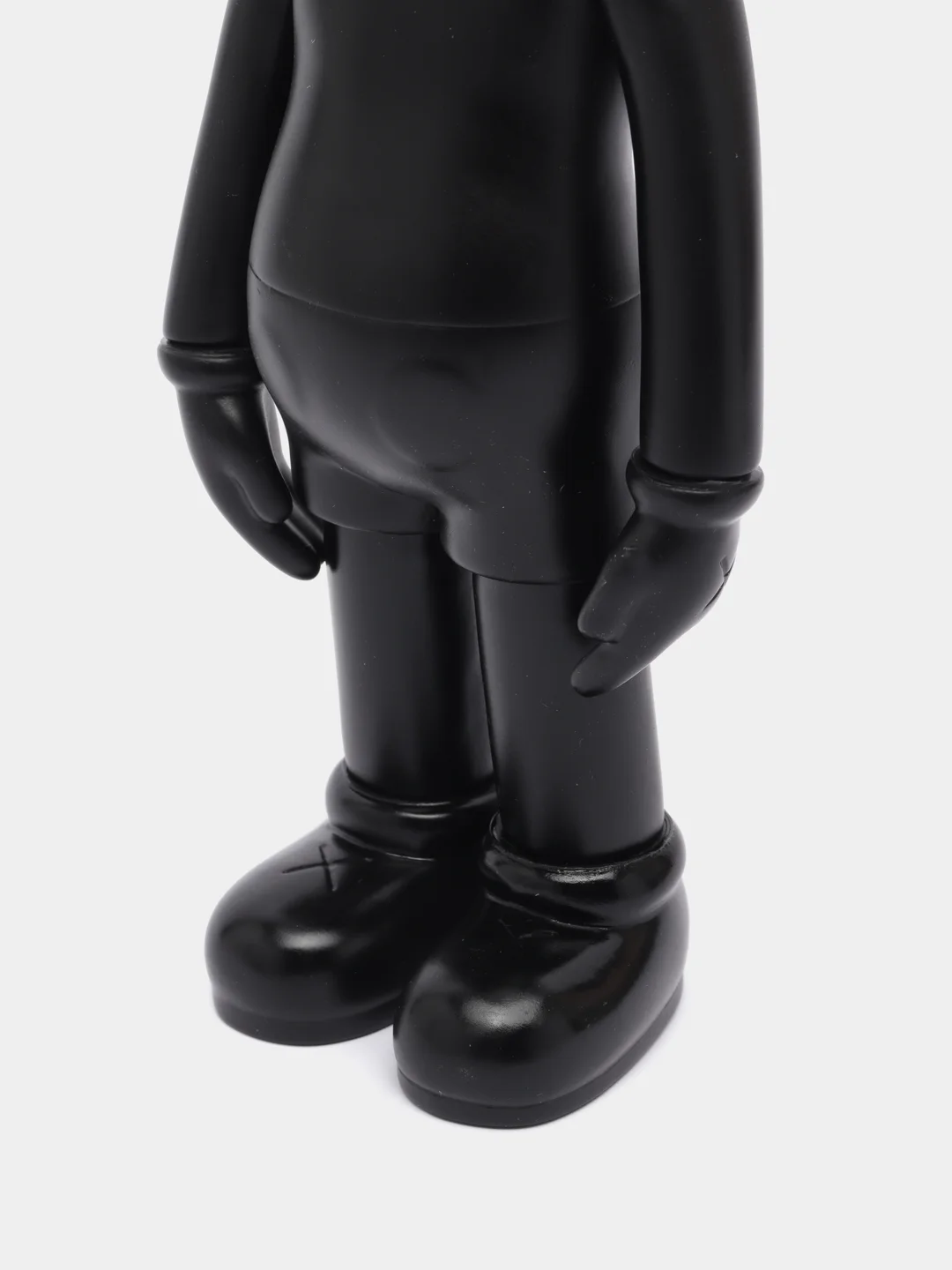Черный коллекционная фигурка Kaws, 20 см