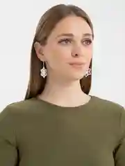 Белый сережки бижутерные "Снежинки"