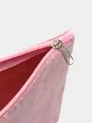 Розовый косметичка