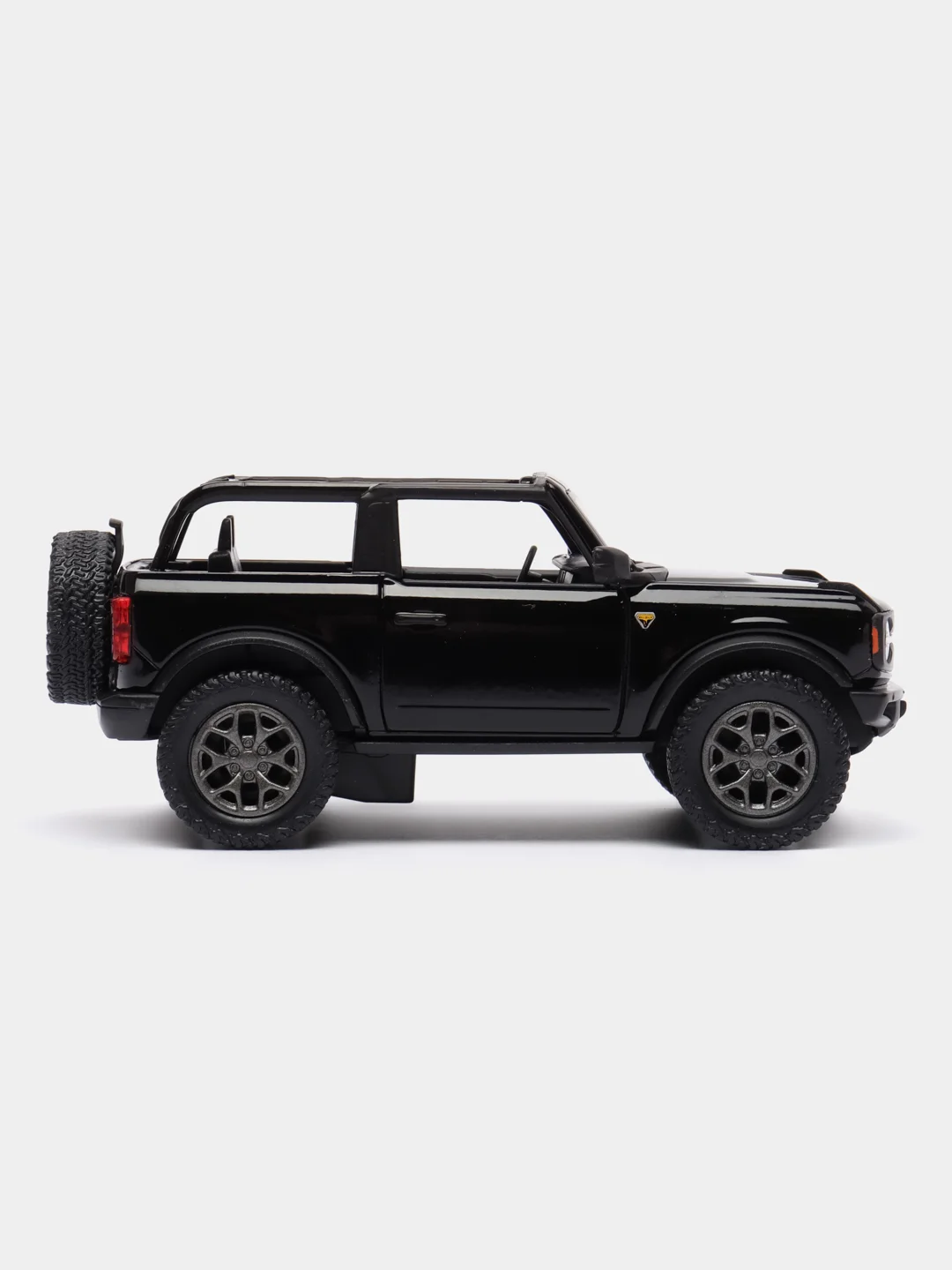 Черный машинка металлическая Kinsmart 1:34 2022 Ford Bronco (Open Top) KT5438DA