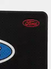 Синий противоскользящий коврик на панель, с логотипом автомобиля (не липкий)  Ford