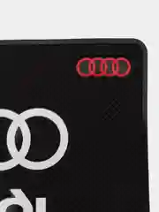 Белый противоскользящий коврик на панель с логотипом автомобиля, не липкий, Audi