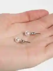 Серьги пусеты из искусственного жемчуга. 5 мм