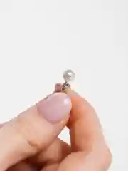 Серьги пусеты из искусственного жемчуга. 5 мм