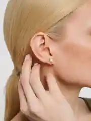Серьги пусеты из искусственного жемчуга. 5 мм