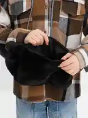 Сумка черная, с мехом