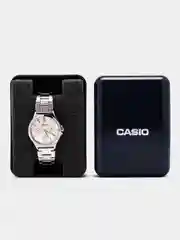 Конфетный часы наручные Casio LTP-V300