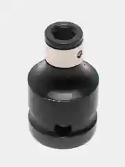 Черный переходник для гайковерта с 1/2" квадрат на шестигранник 1/4" HEX (6,35 мм)