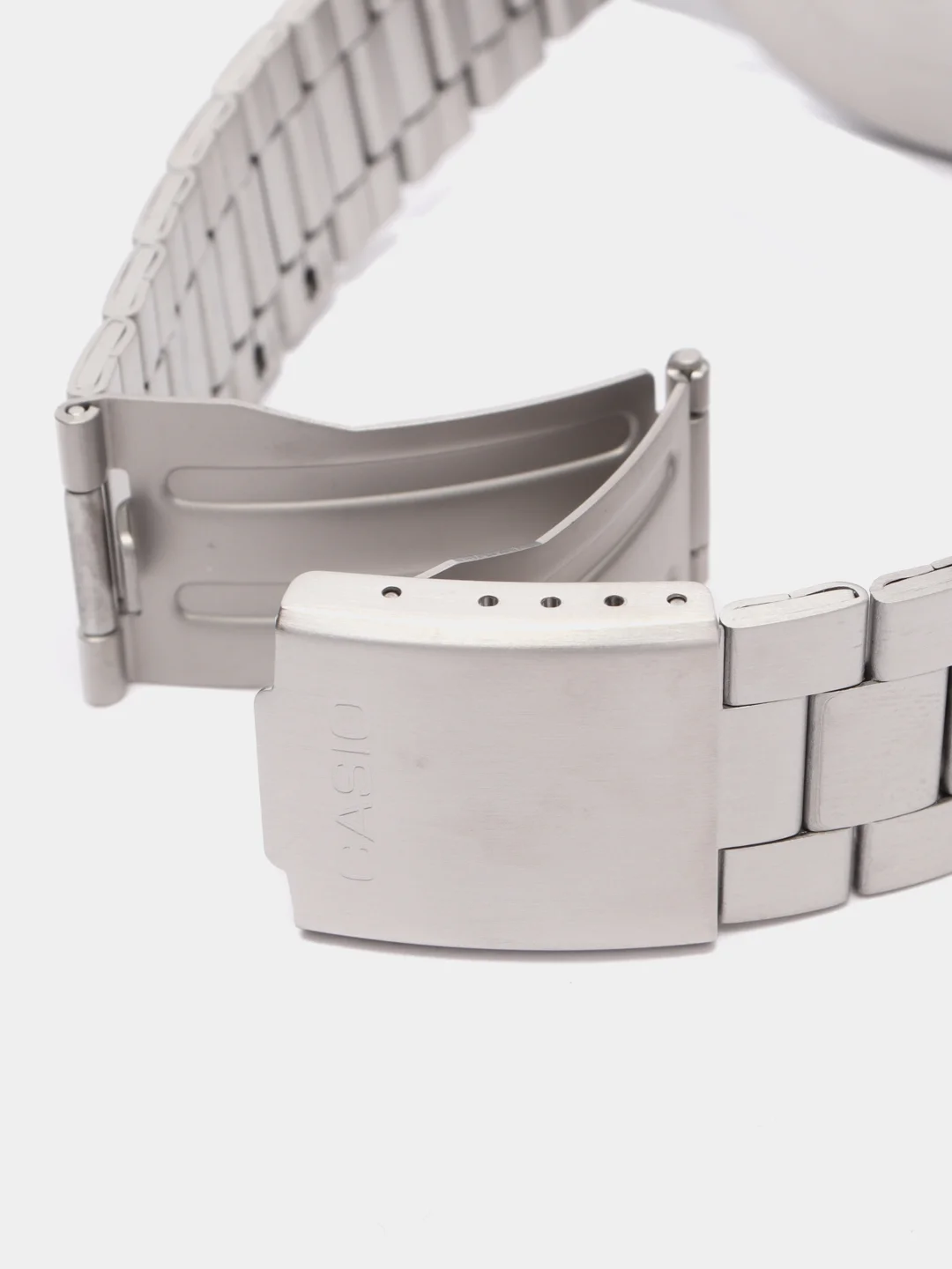 Серебряный часы наручные CASIO MTP-VD02