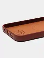 Коралловый кожаный чехол с MagSafe и анимацией подключения для iPhone 15