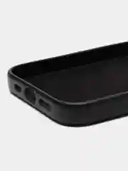 Черный кожаный чехол с MagSafe и анимацией подключения для iPhone 15