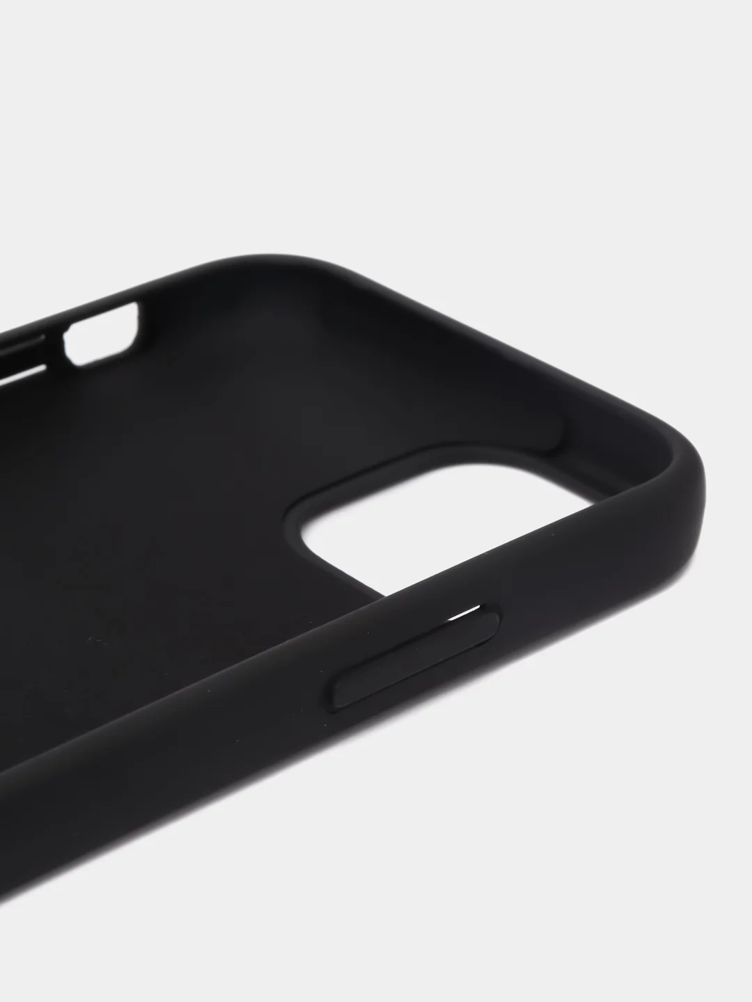 Черный чехол Накладка с перфорацией для iPhone XR / 11 / 11 Pro / 11 Pro Max / 12 / 12Pro / 12mini / 12 Pro Max