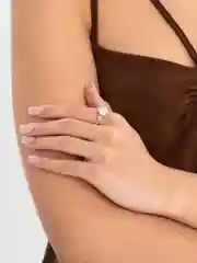 Золотой женское обручальное кольцо