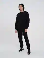 Черный свитшот ТВОЕ утепленный базовый