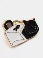 Оливковый значки с котами (кошками, котятами), пин на одежду или рюкзак