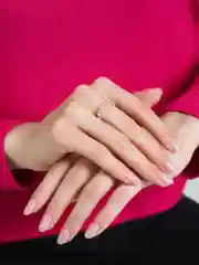 Кольцо из цветного бисера