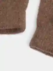 Коричневый варежки женские
