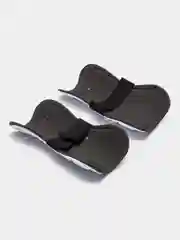 Белый щитки футбольные