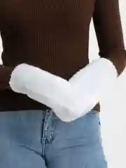 Белый варежки женские
