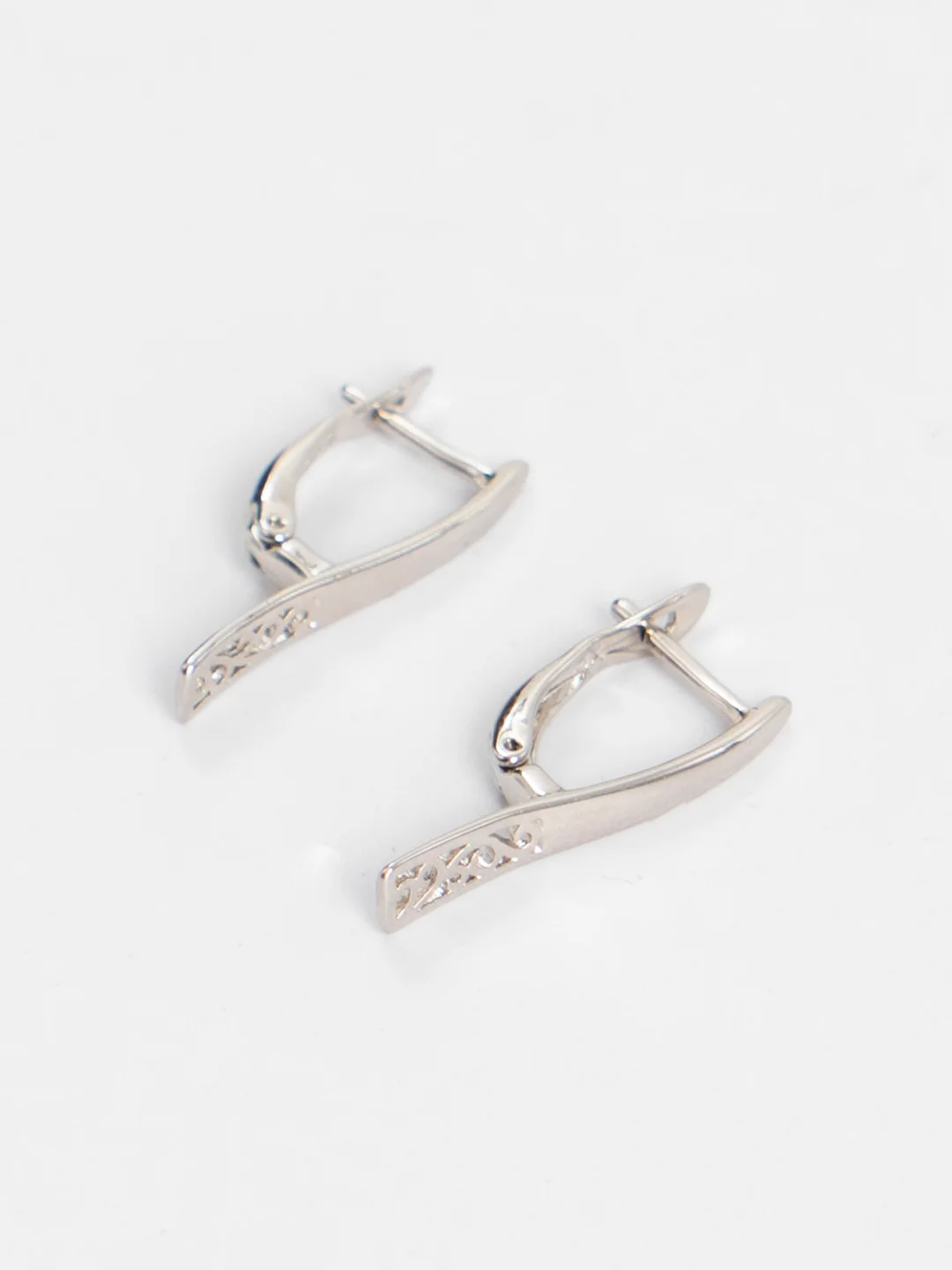 Серебряный серьги с ажурным узором, классические женские серьги