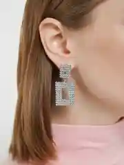 Серьги со стразами квадратные