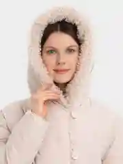 Молочный куртка женская, зимняя, пуховик, удлиненная, с капюшоном, с поясом, на пуговицах