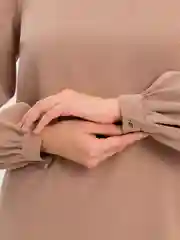 Бежевый платье женское, повседневное