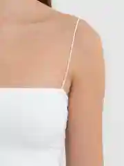 Белый топ женский