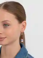 Серьги в форме бутылки
