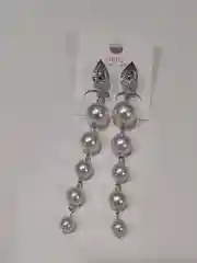 Ледяной серьги жемчужная нить