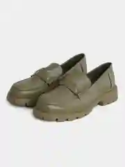 Лоферы женские