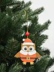 Коричневый новогодняя ёлочная игрушка из дерева / подвеска - украшение на ёлку / Новый год