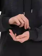 Угольный худи с надписью, утепленное, оверсайз