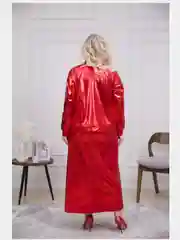 Красный бомбер из экокожи женский, большие размеры