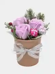 Сиреневый светящийся букет из мыльных роз, розы из мыла, сувенир, подарочный набор